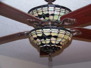 Vtg Stained Glass Ceiling Fan Arts & Crafts / Mission Tiffany Style