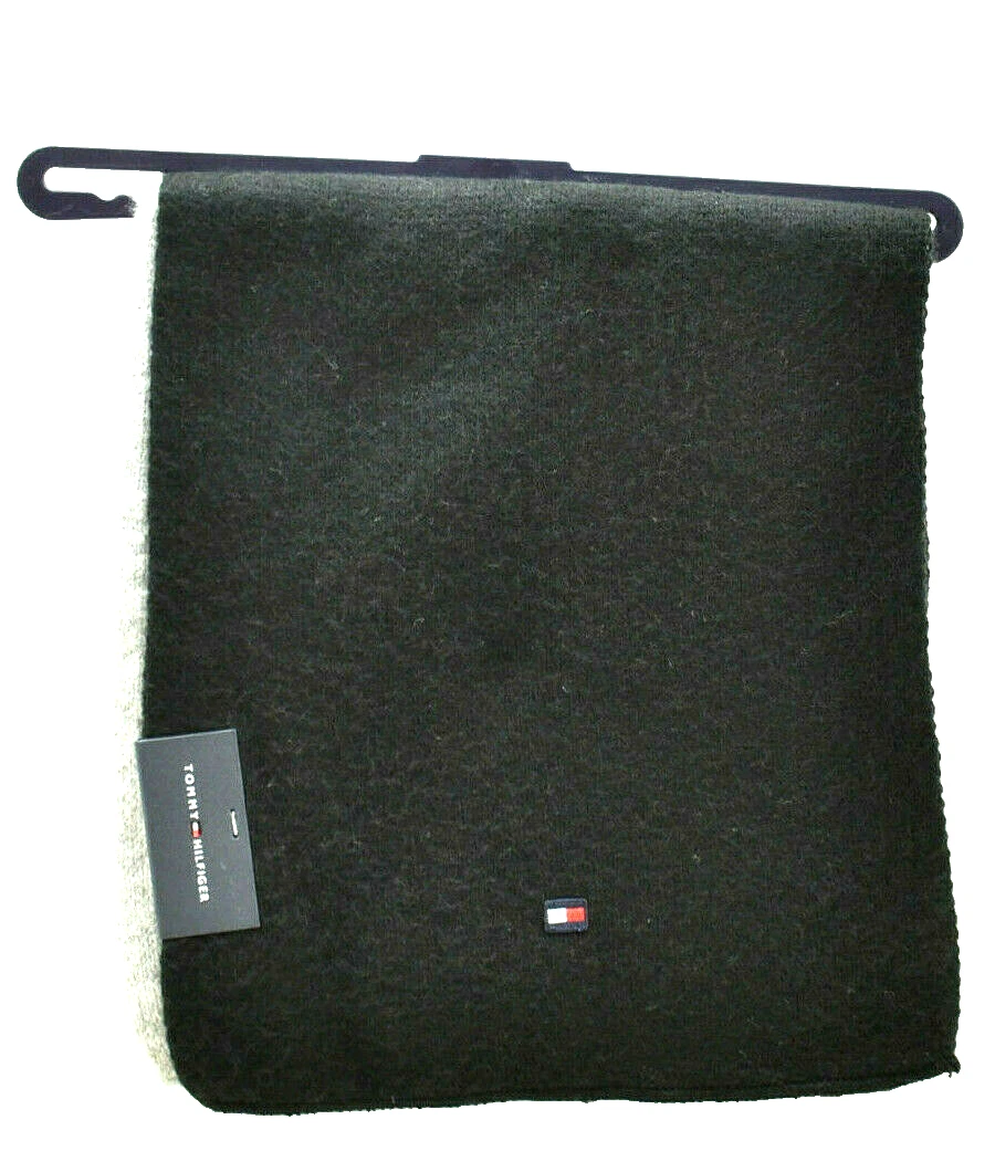 Tommy Hilfiger Men's Knit Scarf Black Grey New! NWT