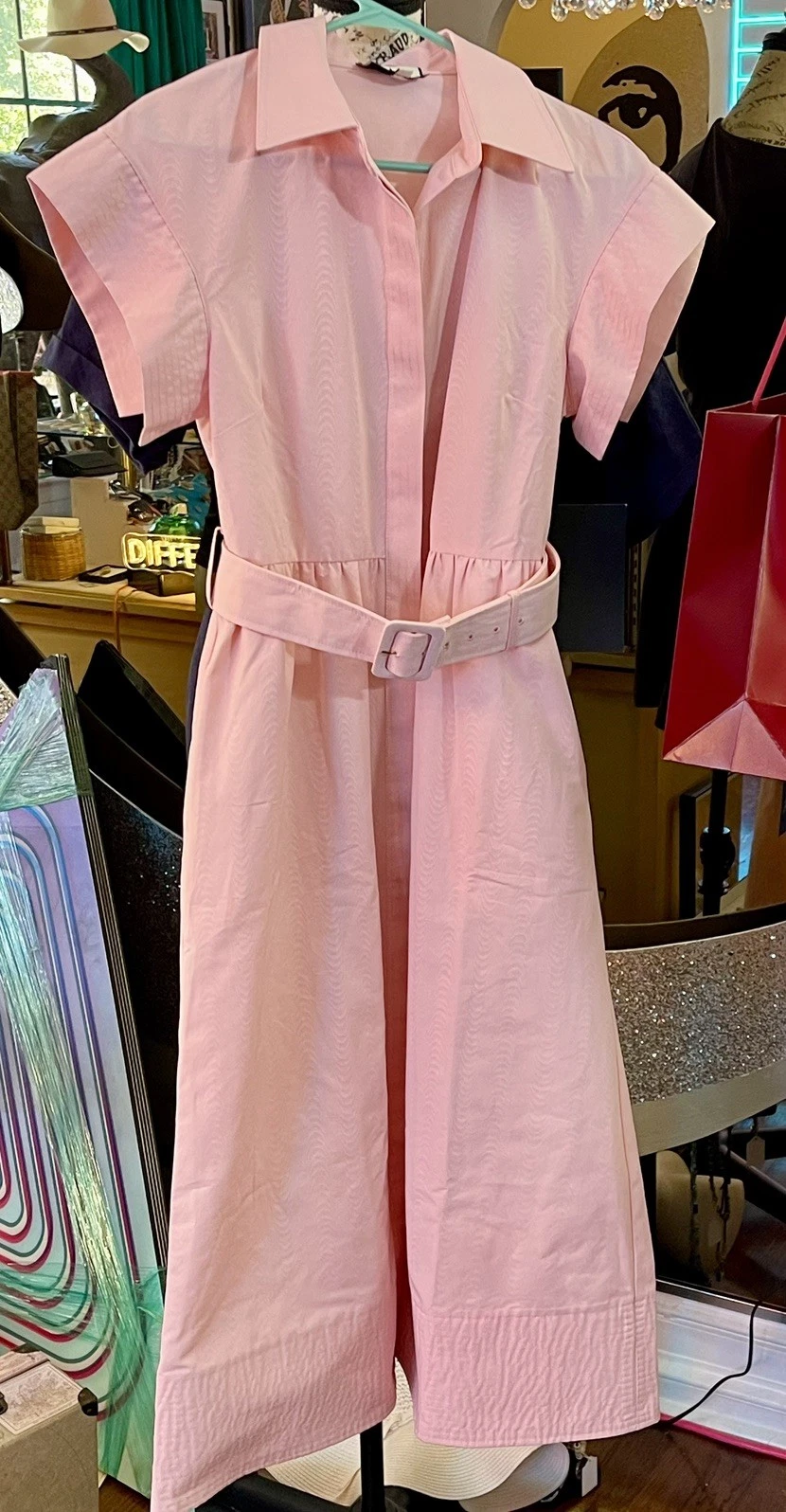 Chloe — NWT Tuckernuck  bubblegum pink Chloe Dress Size small Short Sleeve Shirt Dress