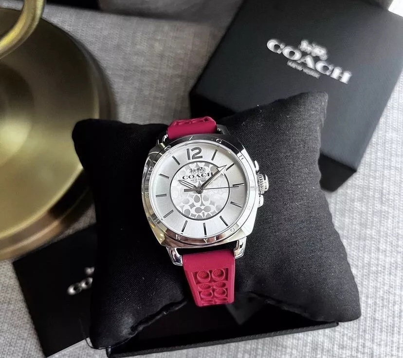 NWB 14503878 RED Coach Women Boyfriend Logo-Embossed Rubber Strap 