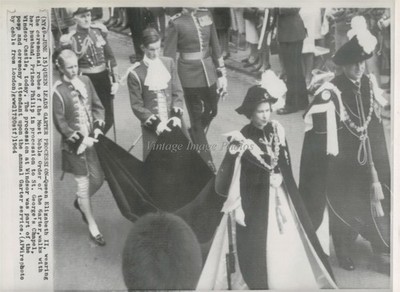 1964 Windsor Castle Queen Elizabeth Prince Philip Garter Photo 6X8