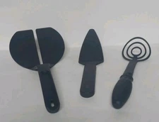 Pampered Chef Utensil Set- (3) Mix-n-Masher, Slice-n-Serve, Panini Spatula 