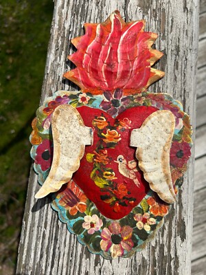 Corazon y Alas Heart & Wings 3D Mexican Handmade Painted Tin Milagro 11x7 D9