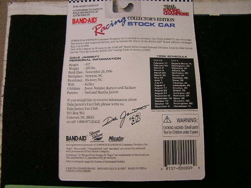 Racing Champions #32 Dale Jarrett Band-Aid Car 1995 - Picture 5 of 5