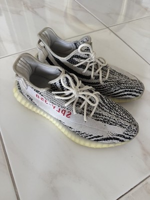 Adidas Yeezy Boost 350 V Zebra size 12 light use