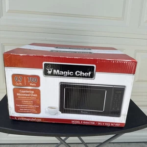 Magic Chef 0.7 Cu. ft. 700-Watt Micro-ondes de comptoir en noir HMM770B2