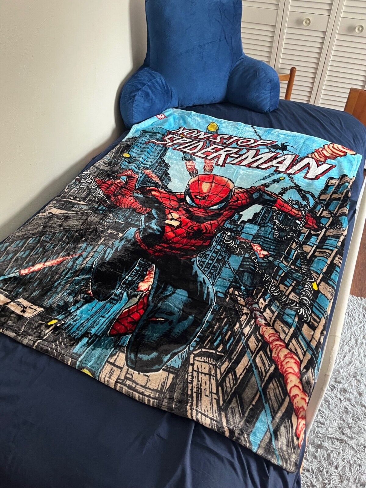Picture 1 of 3
