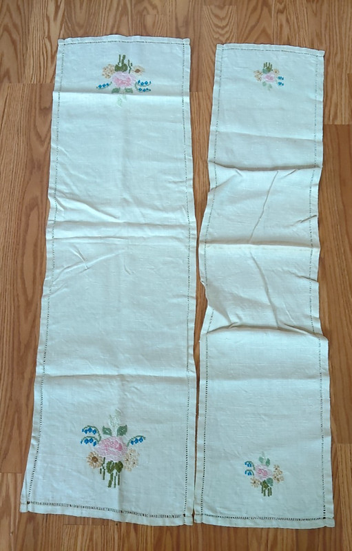 set of two very sweet!! vintage linen table runners 40 by 9 in and 40 by 11 in