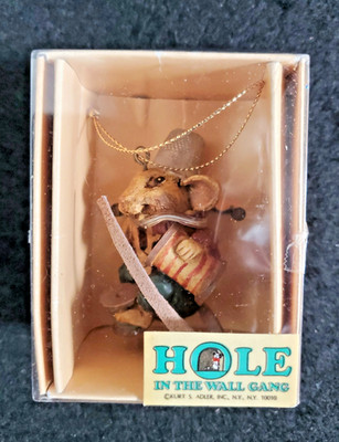 Kurt S Adler Hole in the Wall Gang Sewing Mouse Christmas Ornament NIB