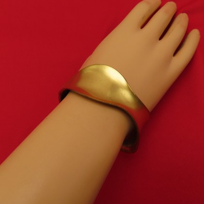 Chico's Bracelet Vintage Gold Bangle Wide Hinged Cuff Statement Jewelry 714c