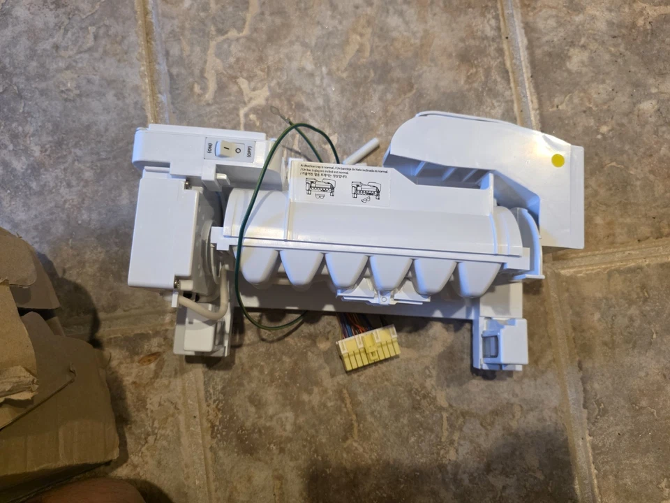 LG AEQ72910411 Refrigerator Ice Maker Assembly Kit - Image 2 of 3