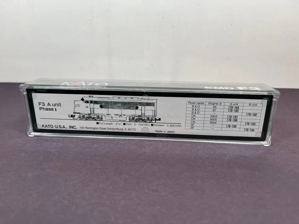 KATO 176-187 F3 A PHASE II NEW YORK CENTRAL CN #9003 N Scale Train Locomotive - Image 2 of 4