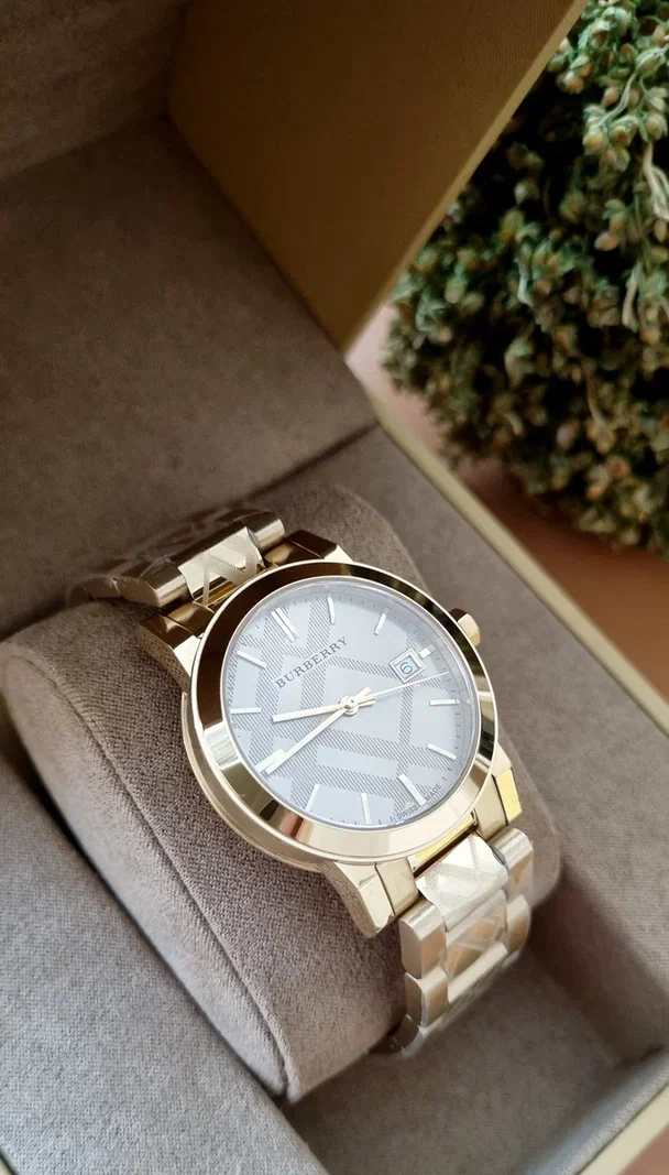 Burberry The City Gold Women's Watch - BU9145 822138044721| eBay Burberry The City Gold Women's Watch - BU9145 822138044721| eBay