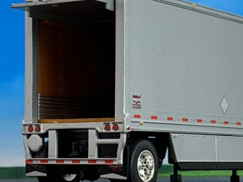 1/64 DCP SILVER 28' WABASH DRY VAN PUP TRAILER SET - Picture 3 of 7