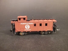 N SCALE PENNSYLVANIA 478120 CABOOSE