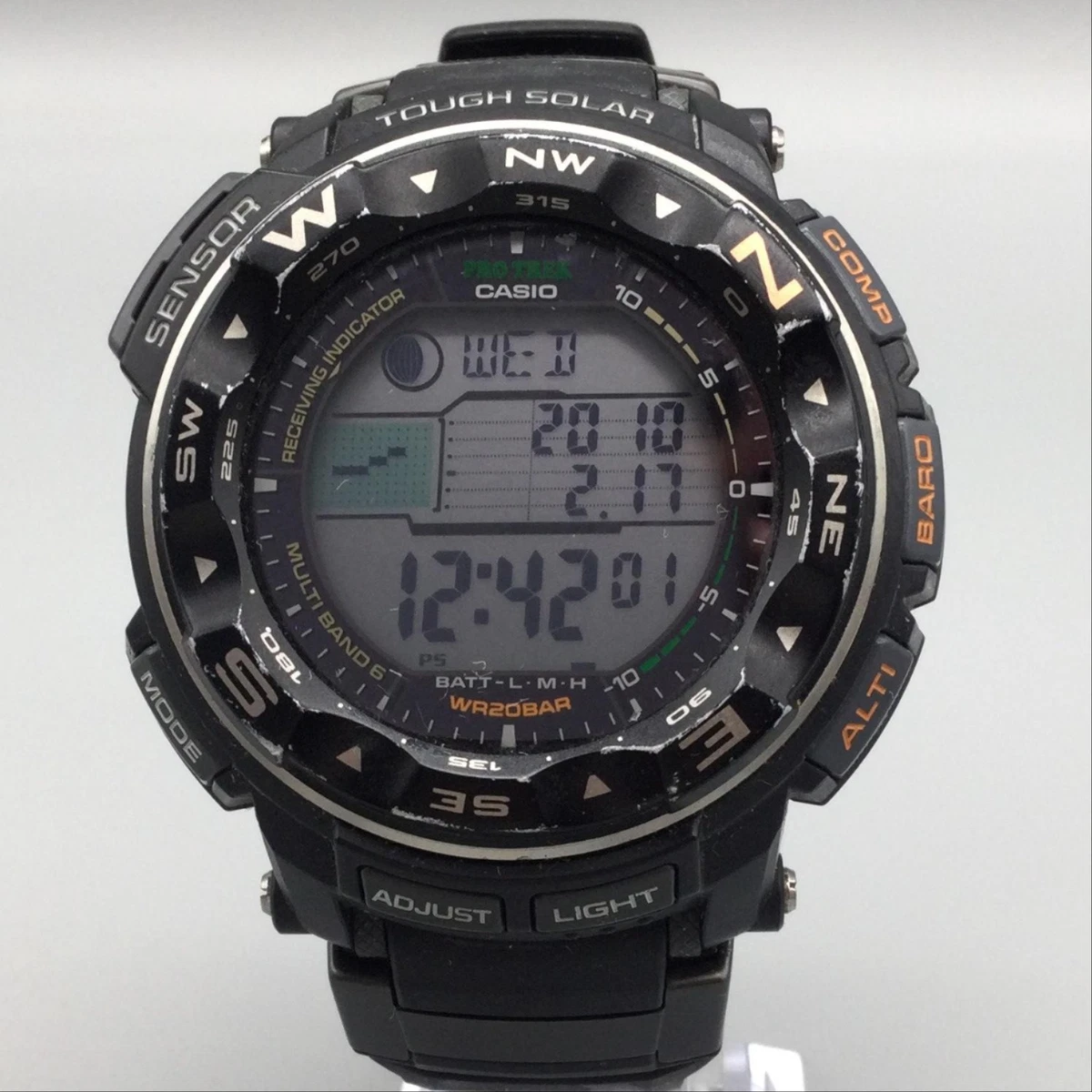 Preços baixos em Casio PRO TREK Masculino 200 M (20 ATM) relógios