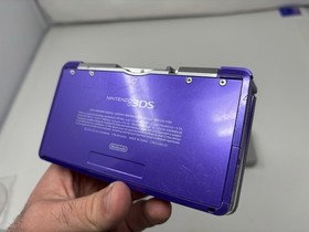 Nintendo 3DS (CTR-001) Midnight Purple w/ 2GB SD Card + NEW CHARGER - WORN