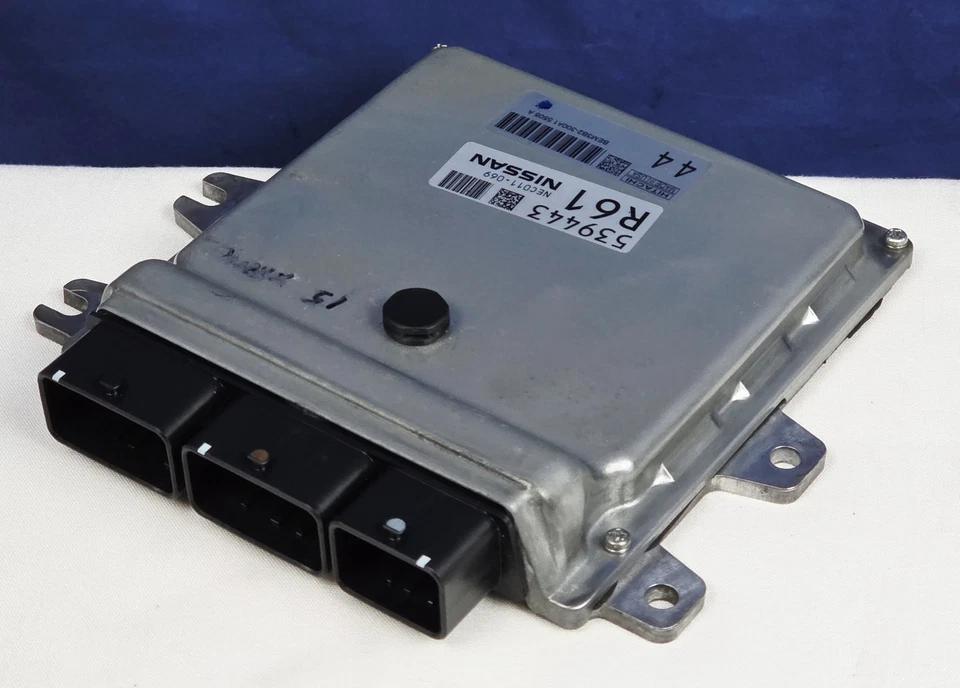 Nissan Xterra 2015 4,0 L ecu motor ordenador ecm pcm nec011-069 bem3b2-300a1 Foto 3 de 4