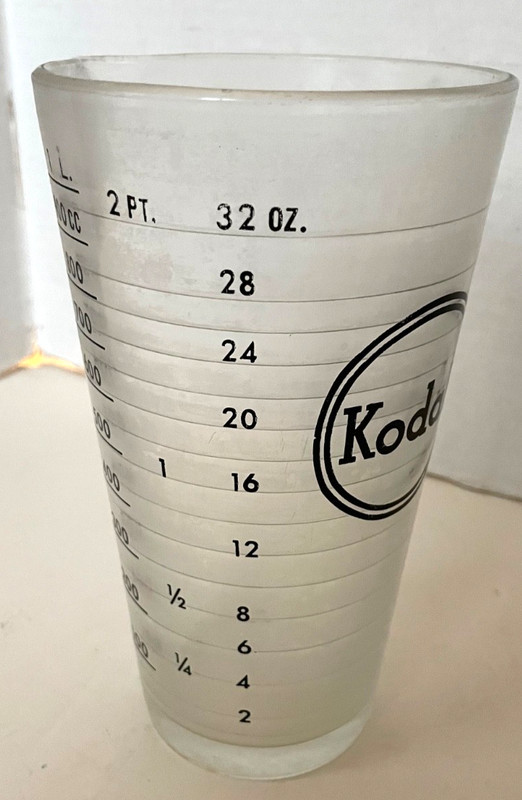 Vintage Kodak 32oz Darkroom  Glass Beaker