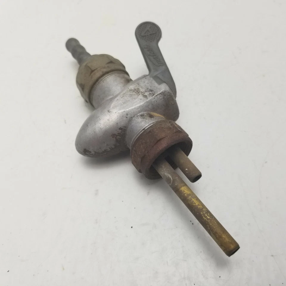 BMW r26 1958 Petcock válvula de grifo de combustible Foto 3 de 4