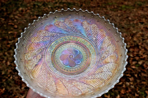 ANTIQUE DUGAN ROUND UP CARNIVAL GLASS ICE CREAM BOWL - WHITE