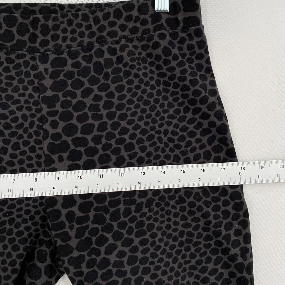 Leggings de mujer Soft Surroundings talla pequeña gris estampado animal tobillo Foto 3 de 4