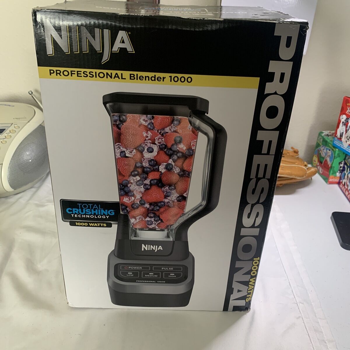 Ninja - BL610 1000-watt Professional Blender, Black NEW