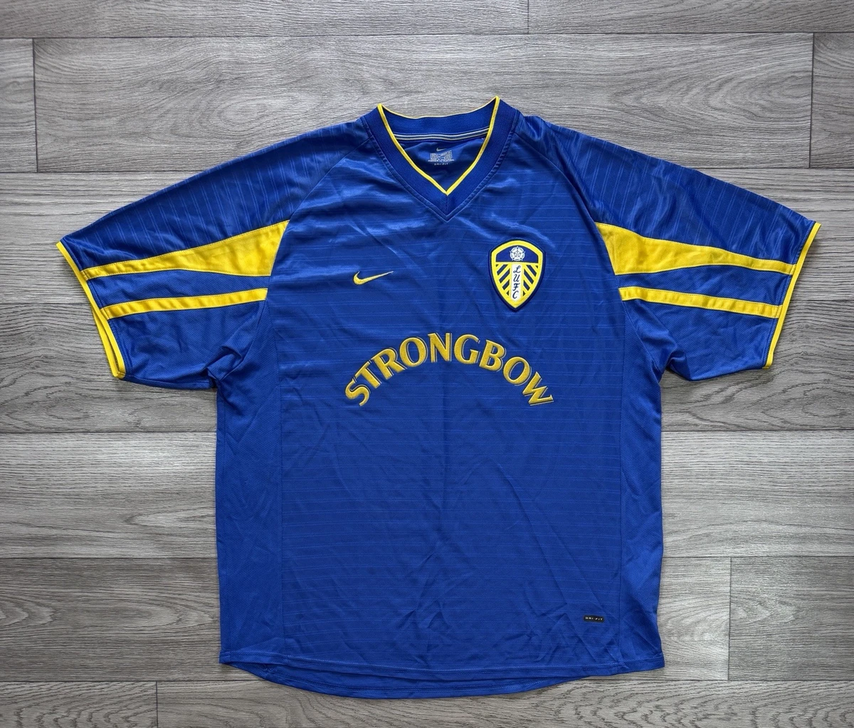 Nike Leeds United International Club Soccer Fan Apparel and