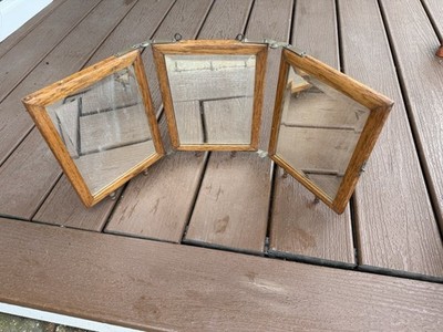 Antique Art NOUVEAU TRIPLE FOLDING OAK FRAME MIRROR BEVELED GLASS w/ Gilt Metal