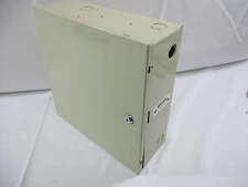 B-TRON POWER SUPPLY 110V - 220V w/INTEGRA DA89244667 ENCLOSURE 12x12x4