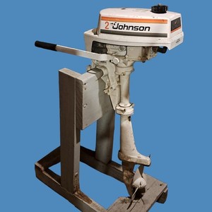 Johnson Sea Horse outboard motor - a photo on