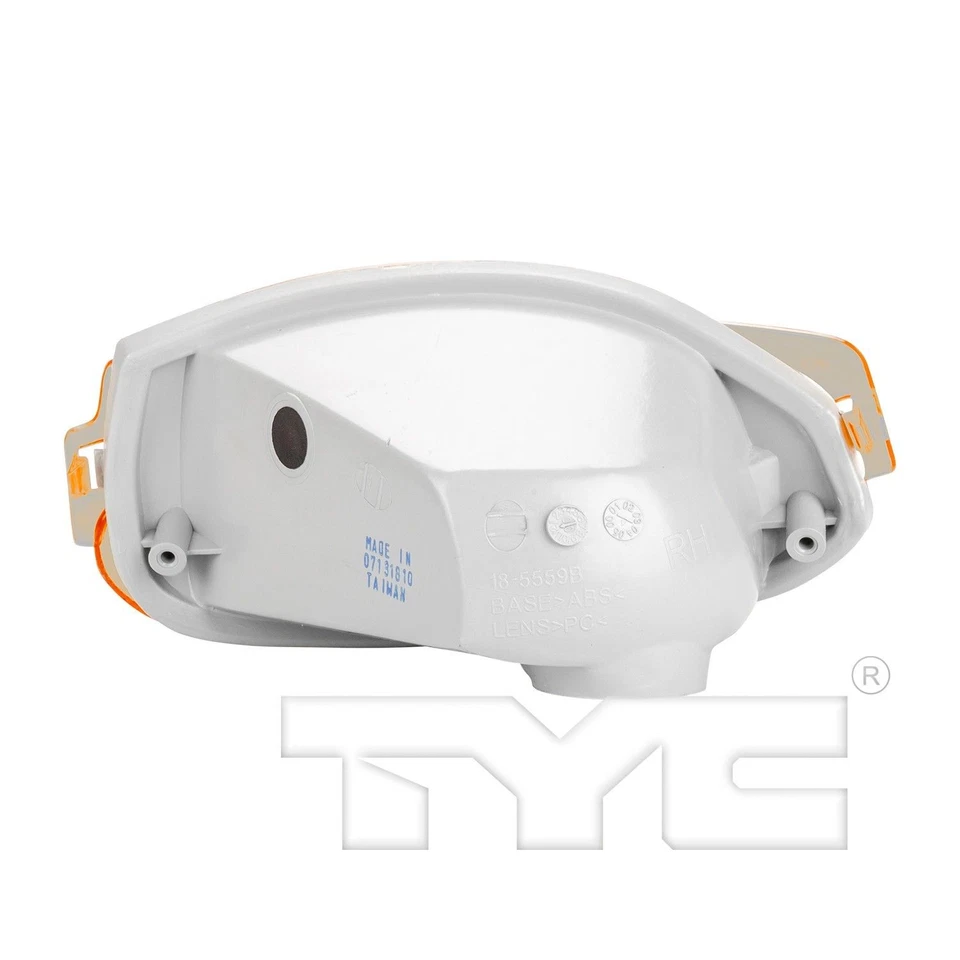 TYC 18-5559-01 Turn Signal / Parking Light For 00-05 Buick LeSabre Foto 2 de 4