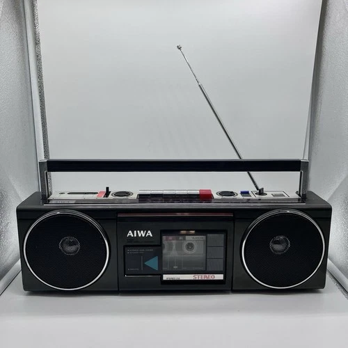 Vintage AIWA Boombox CS-210U Stereo - Stereo 210 Radio FM,SW,MW bands