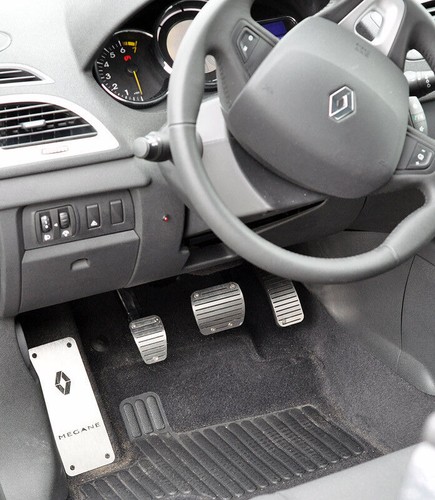 repos-pied-renault-megane-iii-rs-cup-tce-dci-sport-coupe-cabrio-gt-line