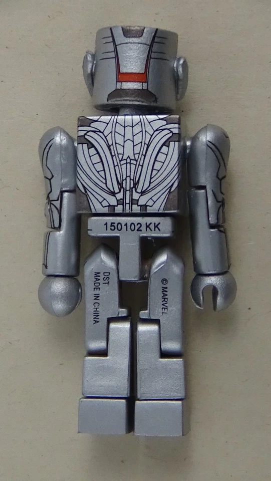 Figura suelta Ultron Avengers Age of Ultron Marvel Minimates #834-12 Foto 2 de 2