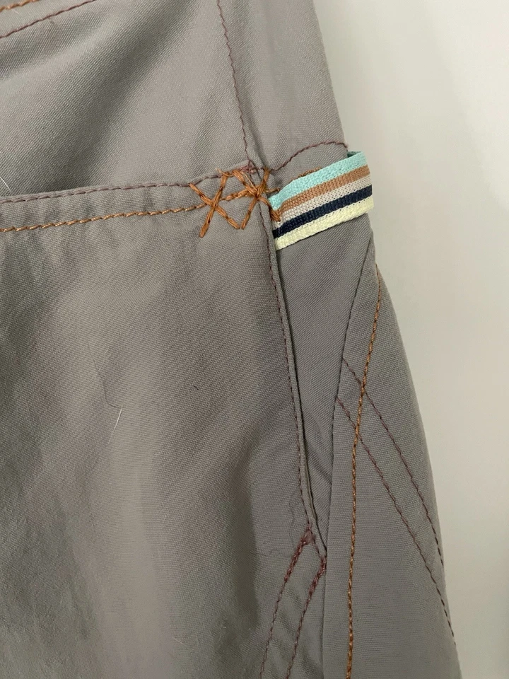 Pantalones/pantalones cortos de senderismo Mountain Hard Wear para mujer talla 8 100 % nailon ¡Súper BONITOS! Foto 4 de 4