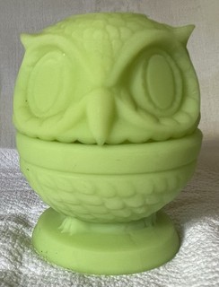 Vintage Fenton Glass Satin Green Lime Sherbert Owl Fairy Lamp UV Reactive