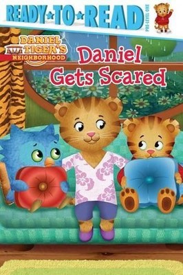 Maggie Testa Daniel Gets Scared (Paperback)