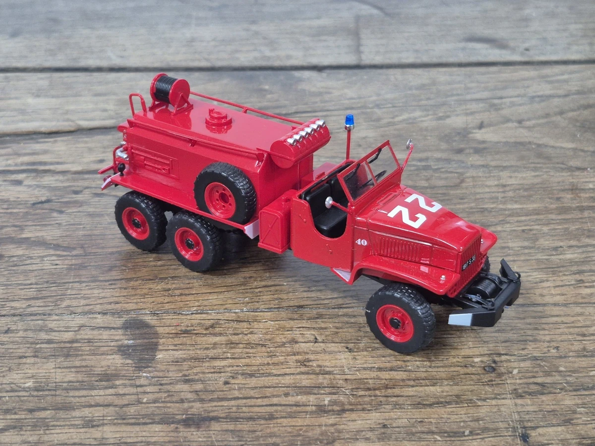 Camion-Citerne Feux de Forêts Pompiers IVECO 150-16 4X4 Camiva CCF 1/43