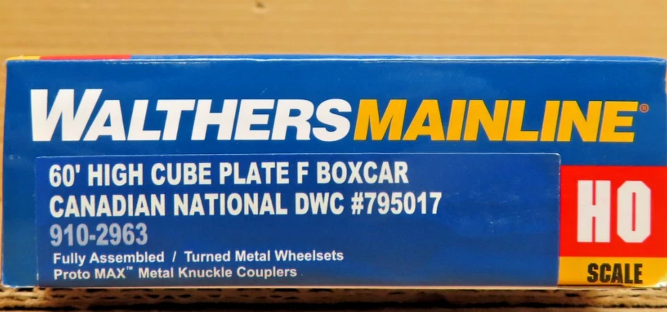Walthers Mainline 910-2963 Canadian National DWC 795017 60' High-Cube Boxcar - Image 2 of 3