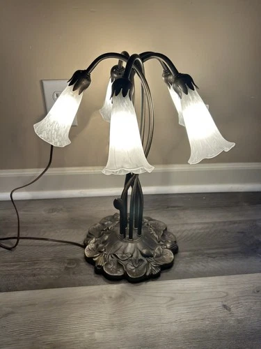 Vtg Tiffany Lily Pad 5 Tulip Trumpet Accent Lamp ART NOUVEAU 17" Tall Tested