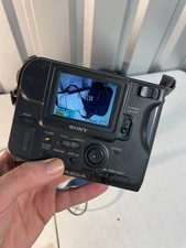 Sony Digital Mavica MVC-FD73 Digital Still Camera w/ Case Charger - Read