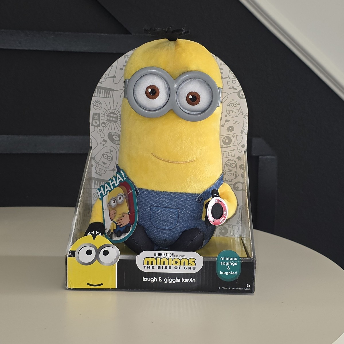 NEW ILLUMINATION'S MINIONS THE RISE OF GRU LAUGH AND GIGGLE KEVIN