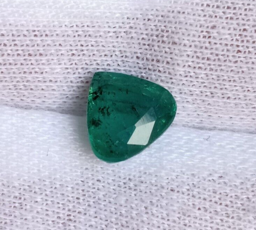 Natural Zambian Emerald Heart Shape Untreated Unheated Loose Gemstone 2.15 Ct - Picture 4 of 6