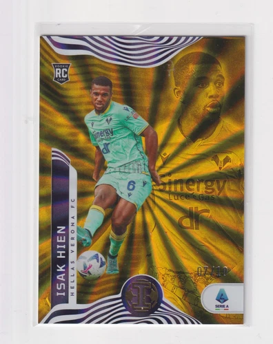 Isak Hien /10 Gold 2022-23 Panini Chronicles Series A Soccer Hellas Verona