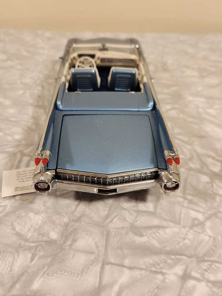 Franklin Mint Precision Models 1:24 1959 Cadillac El Dorado Biarritz Blue - Image 4 of 4