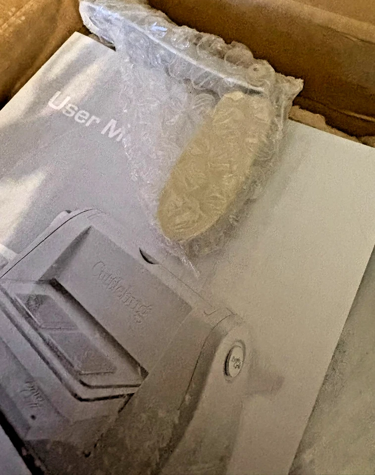 Cuttlebug Die Cutter & Embossing Machine & Embosser Provo Craft NIB - Image 4 of 4