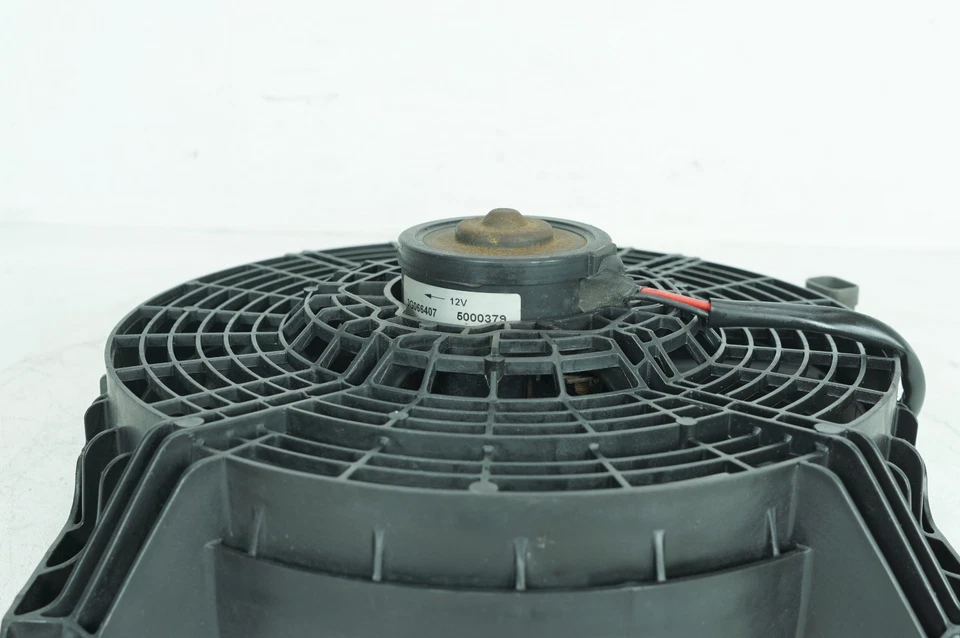 04-07 Nissan Armada SE 5,6 L 4x4 OEM 5117 Conjunto de ventilador de refrigeración Foto 3 de 4