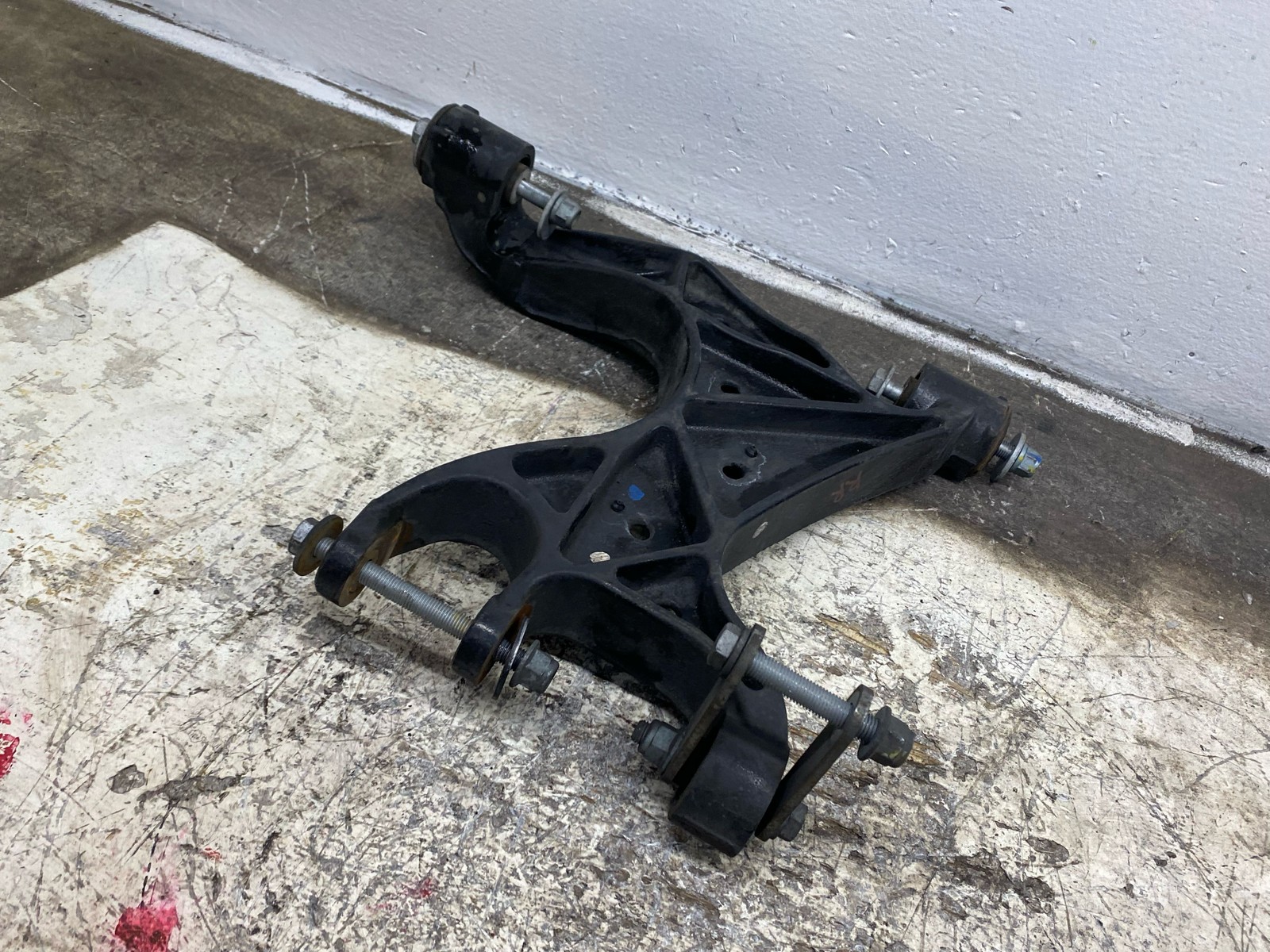 2010-2020 BENTLEY MULSANNE 6.8L RWD REAR RIGHT UPPER TRACK ARM 3Y0505362 *26K*