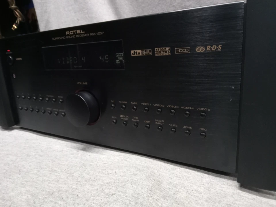 Receptor de som surround Rotel RSX-1057 - Imagem 3 de 4